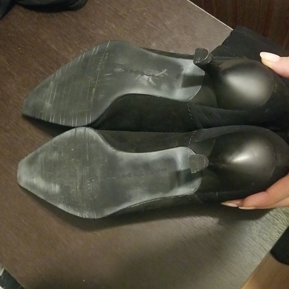 Adorable Stuart Weitzman Black Suede Sock Bootie 9.5 - Picture 4 of 6